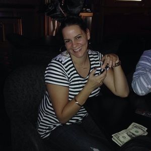 Meet your Posher, Abby